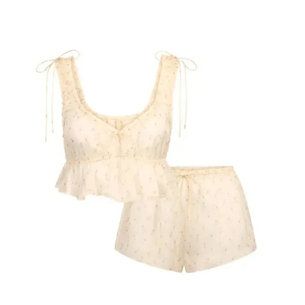 S1. NWT SKIMS ROMANCE BABYDOLL & SHORT SET IN BUTTER VINTAGE ROSE PRINT - Picture 1 of 8